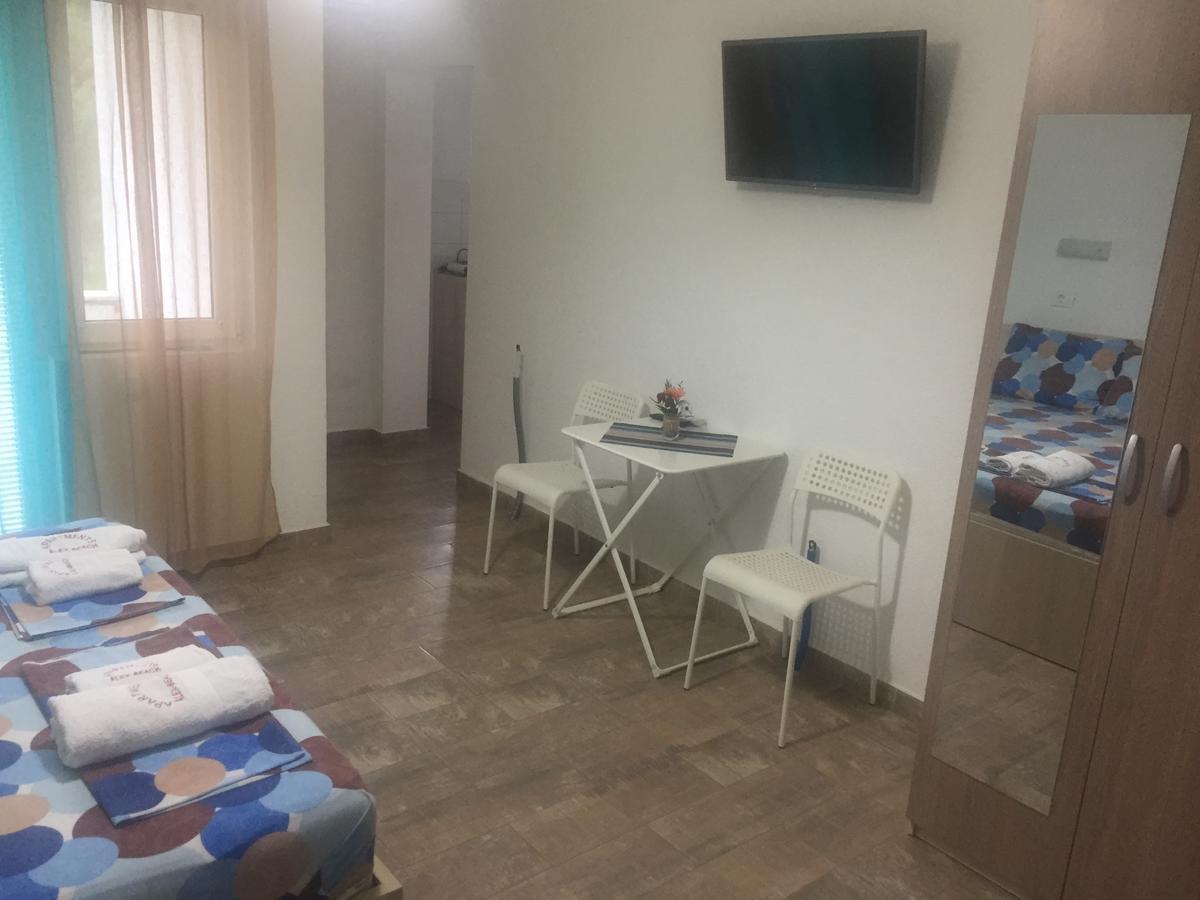 Apartmani Alex Beach Dojran Buitenkant foto